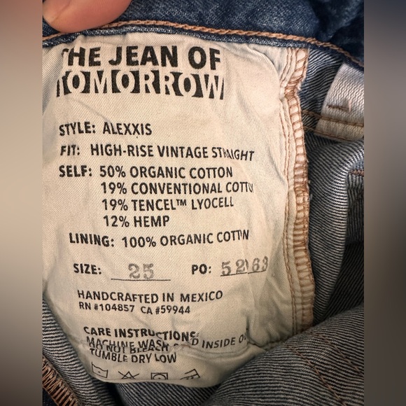 AG The Jean of Tomorrow Alexxis High Waist Straight Leg - Picture 12 of 13